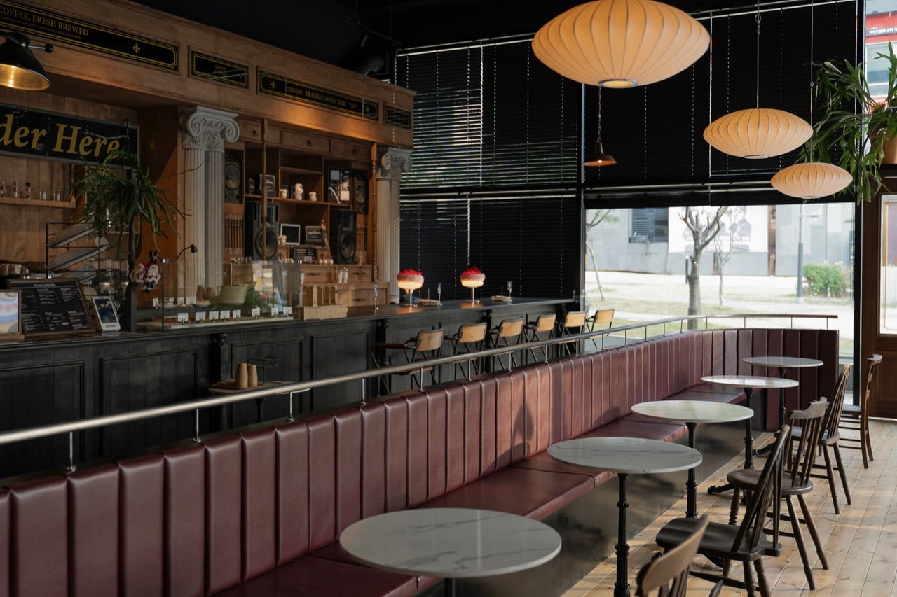프랭크커핀바 Frank Coffin Bar 충남 천안시 불당동 카페 공간 사진 20