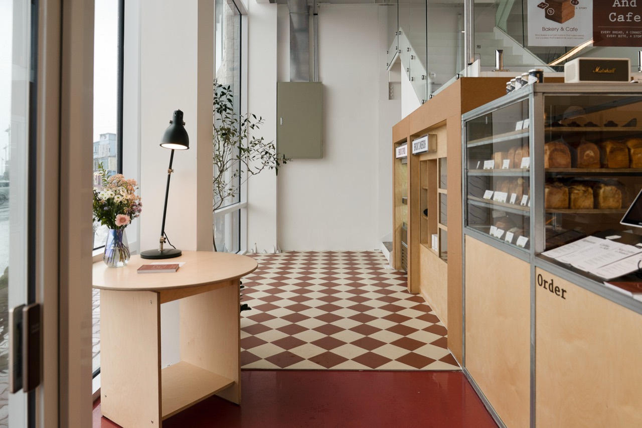 브릭 베이커스 Brick Bakers 강원도 동해시 베이커리 카페 공간 사진 12