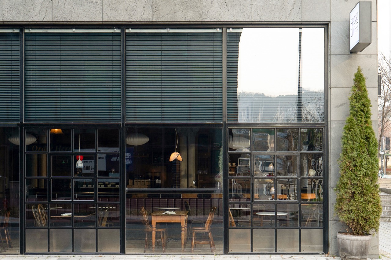 프랭크커핀바 Frank Coffin Bar 충남 천안시 불당동 카페 공간 사진 46