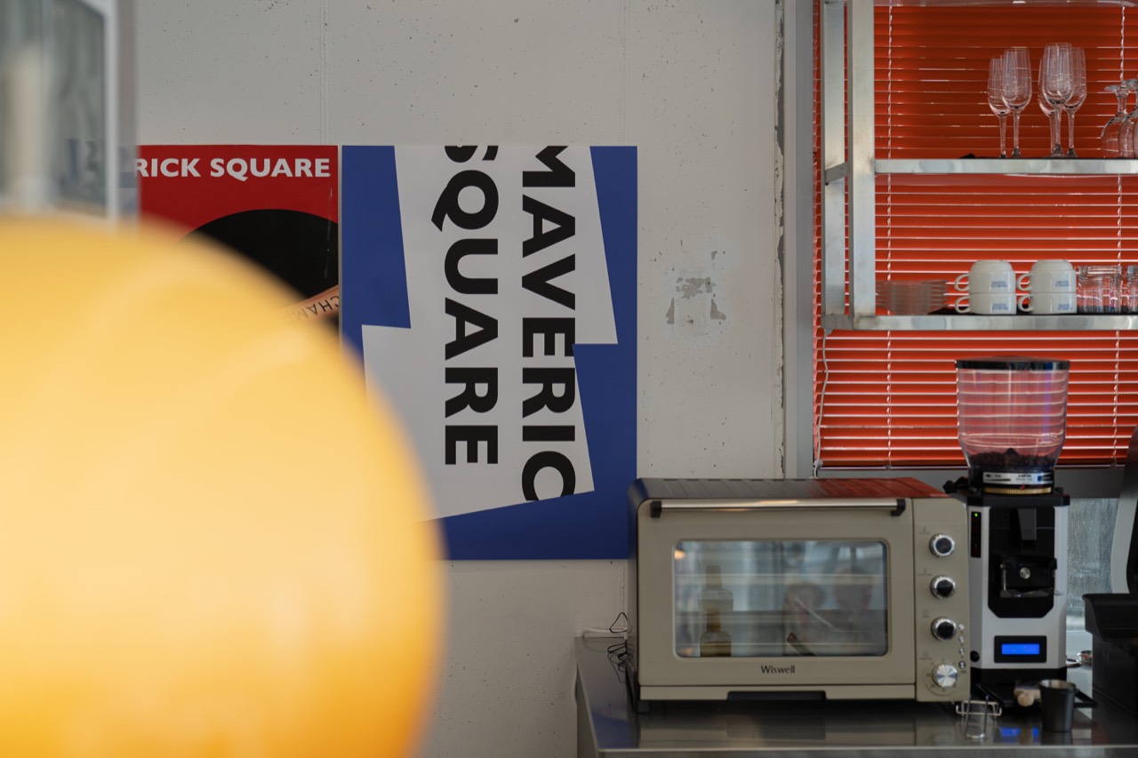 Maverick Square 서울 마포구 연남동 카페 공간 사진 23